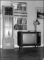 Living_Room_1975.jpg