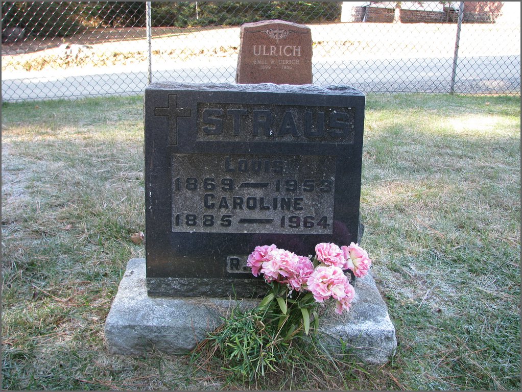 013 Straus.JPG