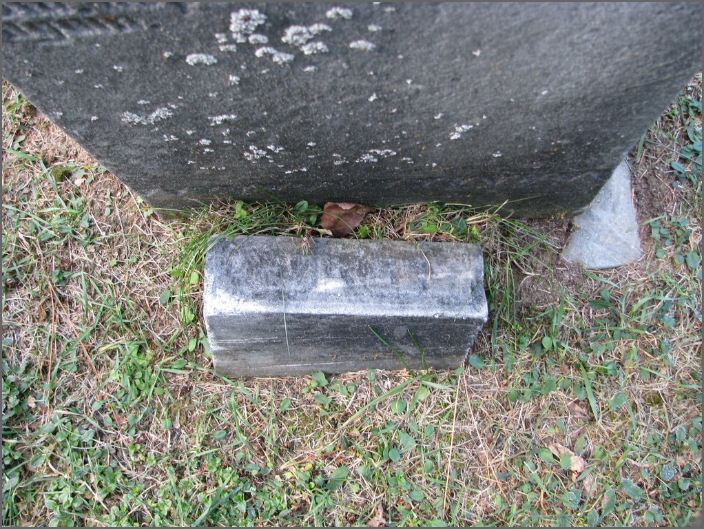 052b.JPG