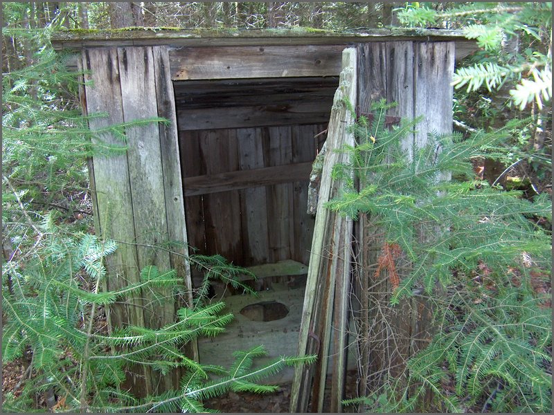 24 Mechefski's House.jpg
