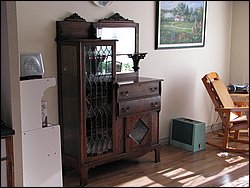 China Cabinet 01.jpg