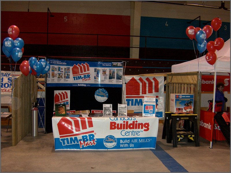 Trade Show 2005a.jpg