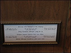 Martyrs' Shrine 028.jpg