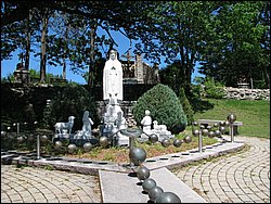 Martyrs' Shrine 107.jpg