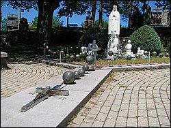 Martyrs' Shrine 109.jpg