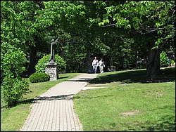 Martyrs' Shrine 135.jpg