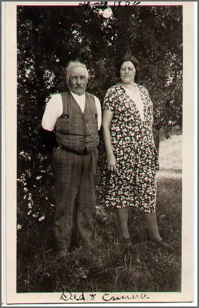 Mechefske, Bill & Emma Aug 2 1932.jpg
