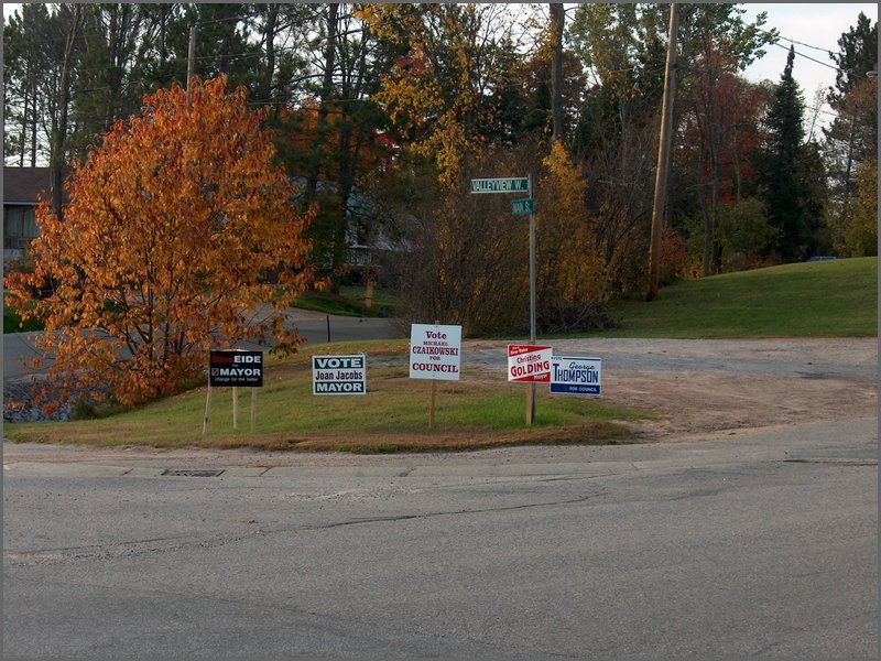 Powassan Oct 2006 15.jpg