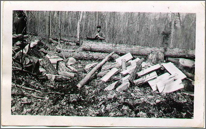 Stanley_Cutting_Wood_1947.jpg