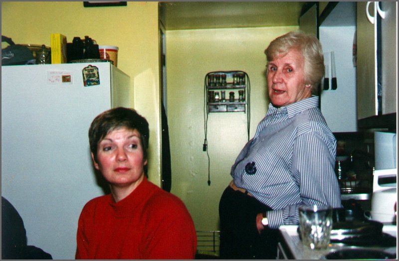 Linda and Irma Brent.jpg