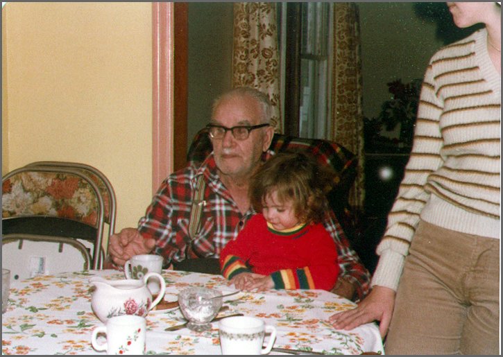 Grandpa_&_Mandy_Dec_1978.jpg