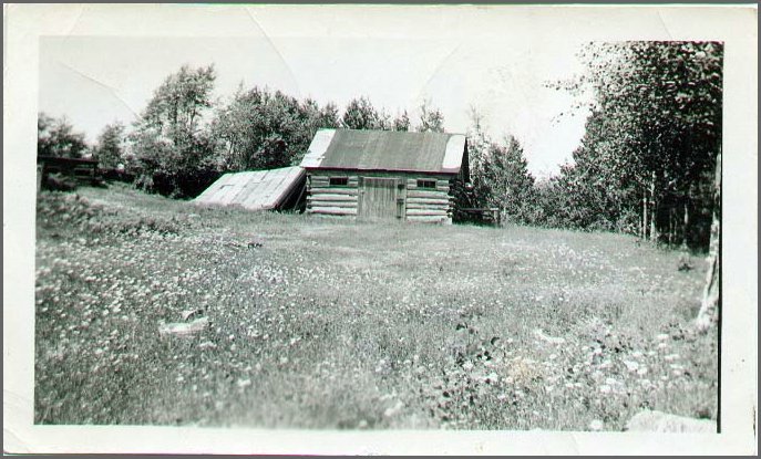 Barn_At_Wolfe_Lake_Homestead.jpg