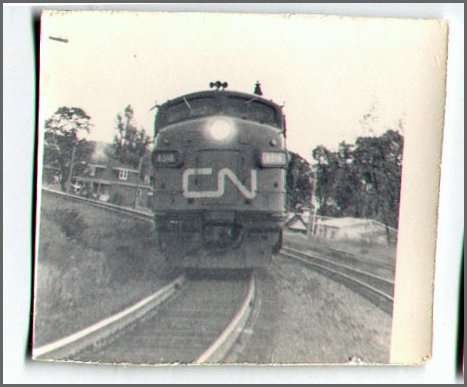B&W - CN Train 1.jpg