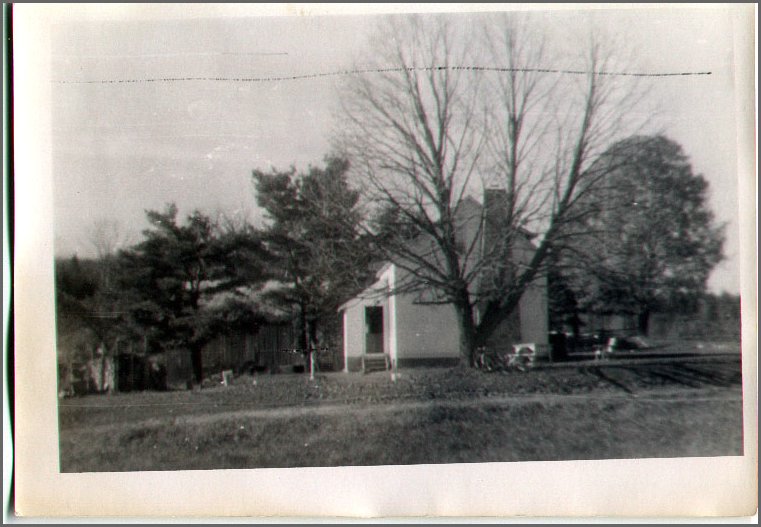 B&W - Farm House.jpg