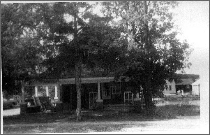 B&W - Williamson's.jpg