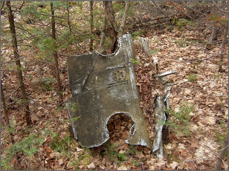 CF100 Crash Site 14.jpg