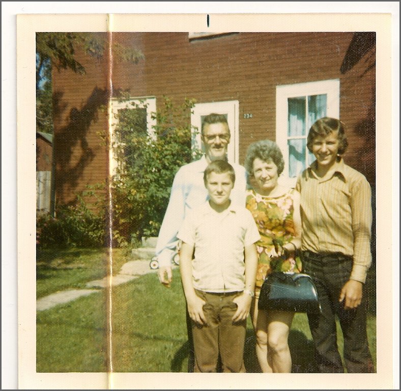 Paul,Tim,Bernetta,Charile Toeppner.jpg