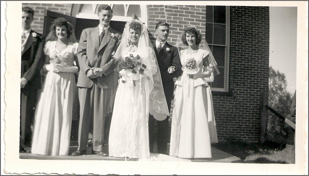 1958-09-25 Bob and Marie Sims Wedding.jpg
