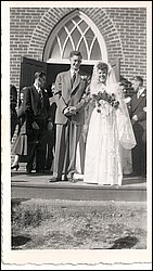 1958-09-25 Bob and Marie Sims.jpg