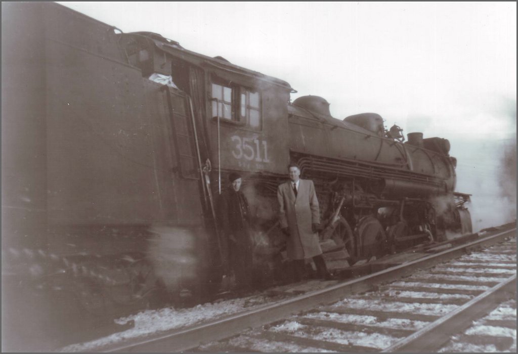 Val and CPR engine that went off the track at Powassan 1950.JPG