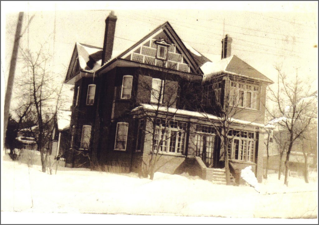 baechler house.jpg