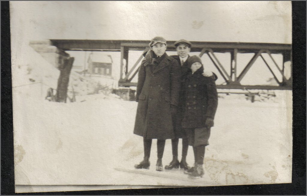 may be at powassan train bridge.jpg