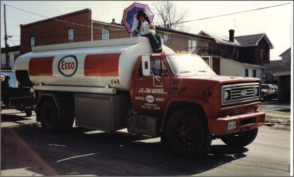 mike moore on truck bill cox  behind.jpg