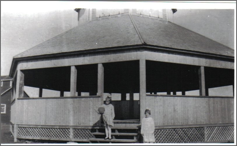 old round building.jpg