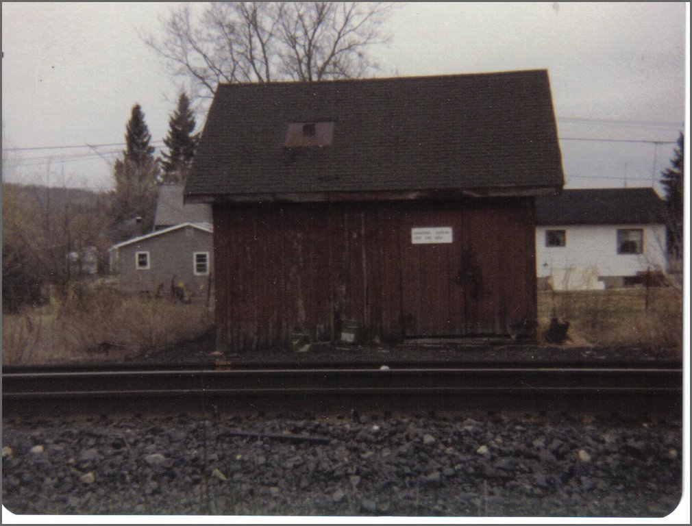 powassan tool house 2.jpg