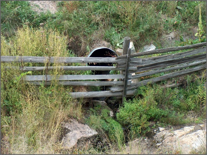 Fence By culvert.jpg