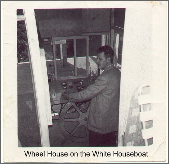 White_Houseboat_2.jpg
