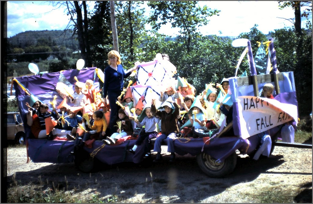 1972-09 Fall Fair Parade.JPG