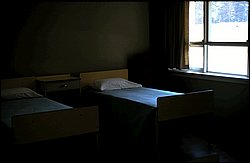 1968-05 Eastholme Bedroom.JPG
