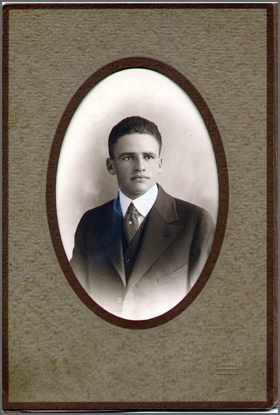 Paul_Toeppner_Portrait.jpg