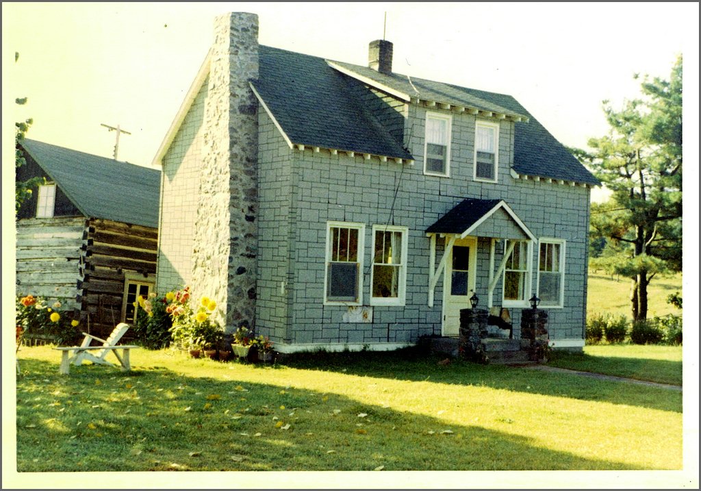 Toeppner House (new and old).jpg