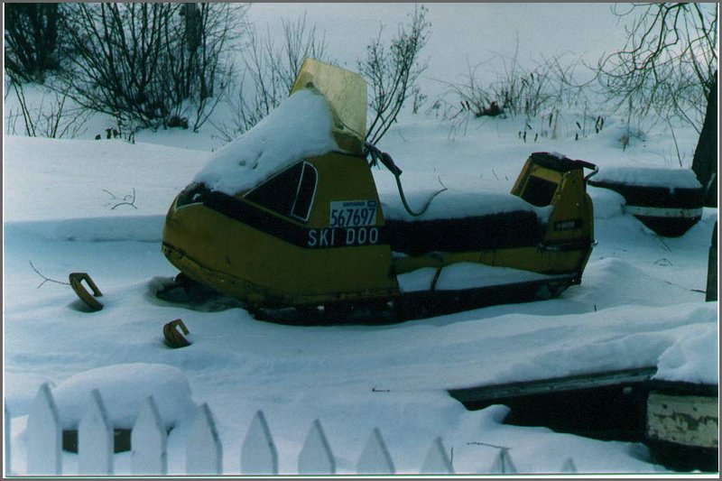 Powassan Jan 88 - Tim's Skidoo.jpg