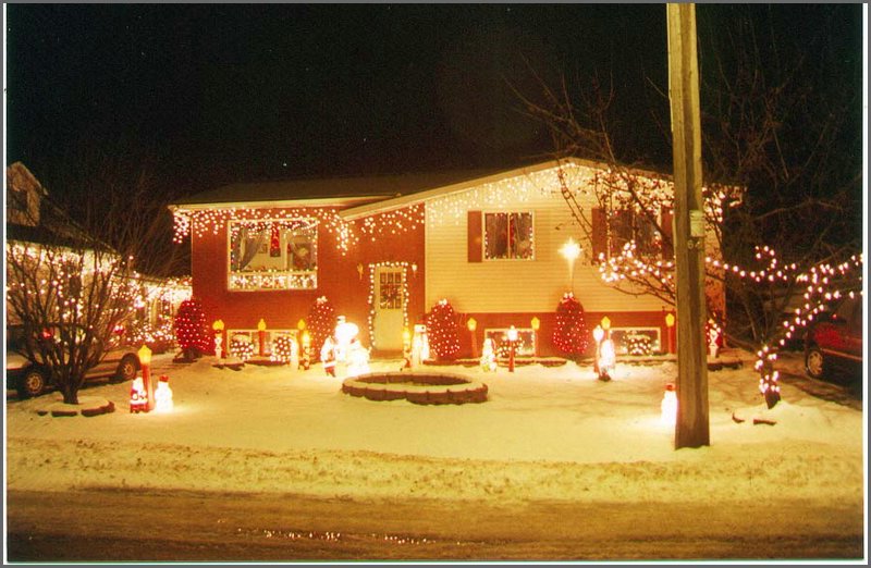 x-mas house.jpg