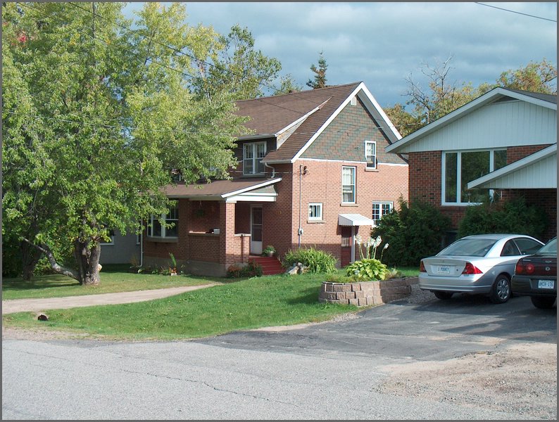 109 Memorial Park W.jpg