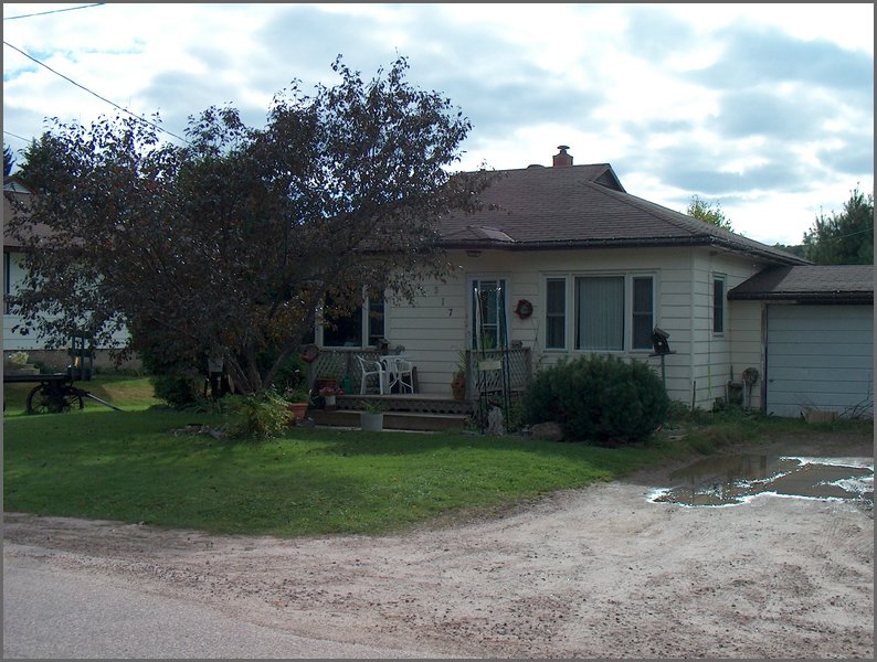 317 Elm St.jpg