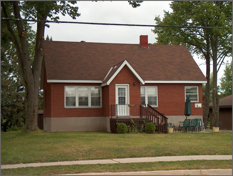  334 Clark St.jpg