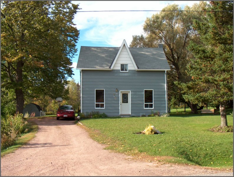  34 Valleyview Dr E.jpg