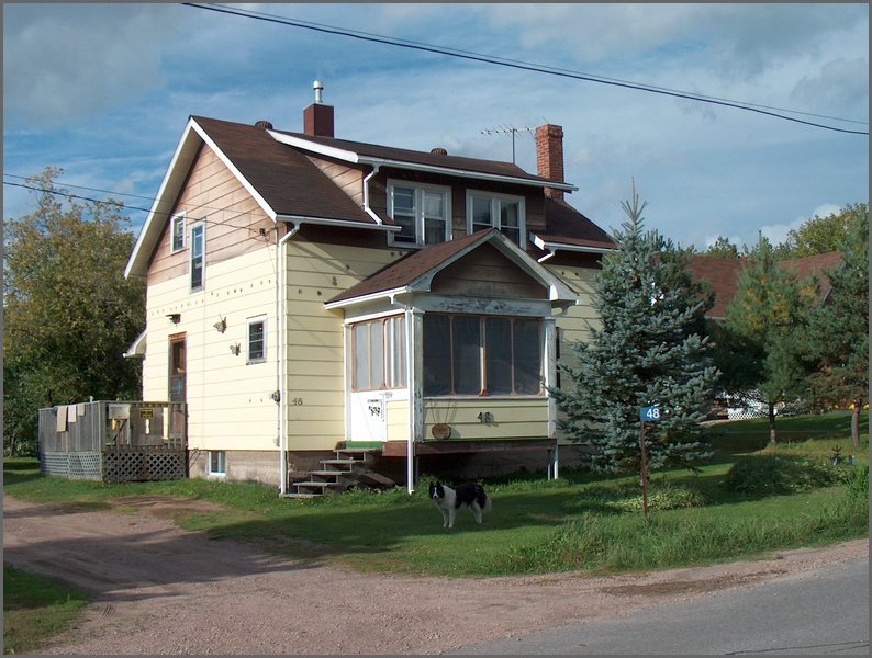  48 Valleyview Dr E.jpg
