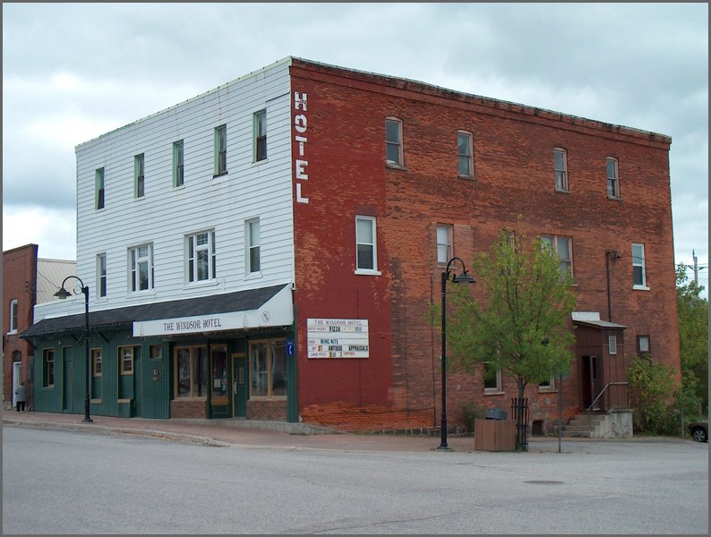 507 Main St.jpg