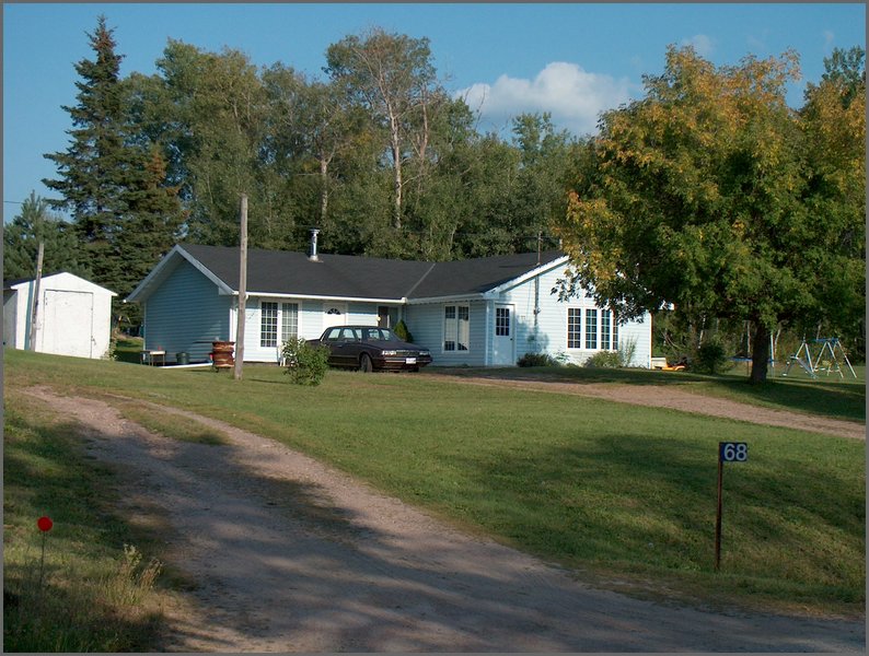  72 Queens Ave.jpg