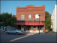  512 Main St.jpg