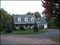 201 Valleyview Dr E.jpg