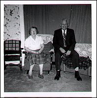 07 Robert & Mary Edith Toeppner 1964.jpg