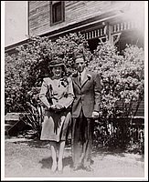 Alfreda Muriel & Ken Kerr 1945.jpg