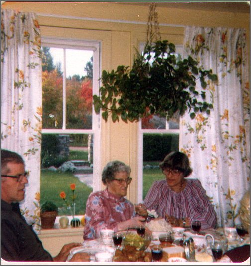 Stanley,collette,Noreen.jpg